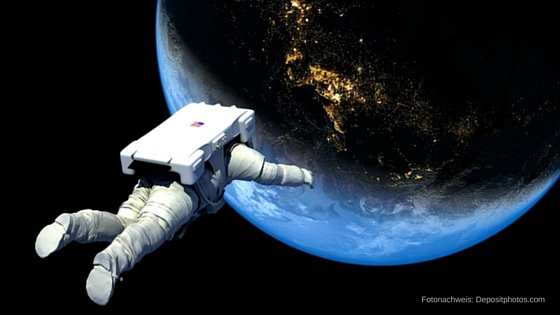 astronaut-im-weltraum